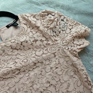 Express womens pink lace top